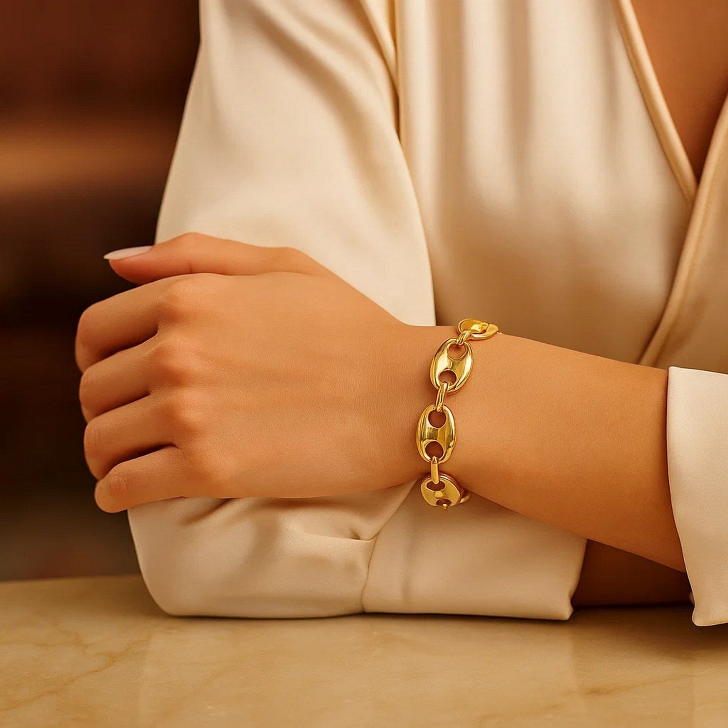14k Yellow Gold High Polish Lite Puffed Mariner Link Bracelet  (16.00 mm)